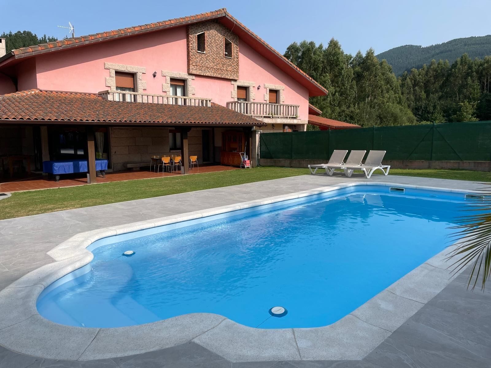 Piscine extérieure