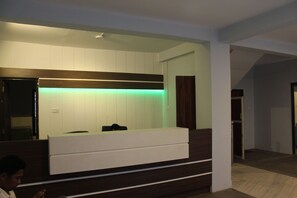 Reception - Bodhi Tree Hostel (Kathmandu)