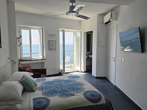 1 bedroom, free WiFi, bed sheets - Fivestay Casa Gabri - Studio Apartment, Sleeps 2 (Vernazza)