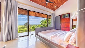 4 bedrooms, in-room safe, iron/ironing board, free WiFi