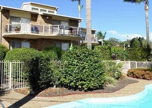 Exterior - Beach Road The Somers (BATEHAVEN)