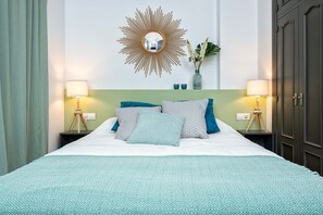 2 bedrooms, iron/ironing board, travel crib, free WiFi