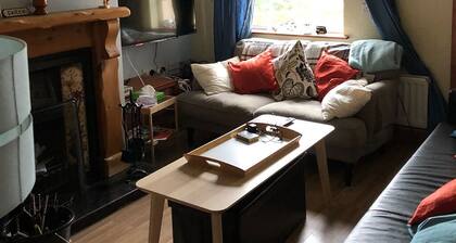 Idyllic landscape Surroundings: Riverview Cottage