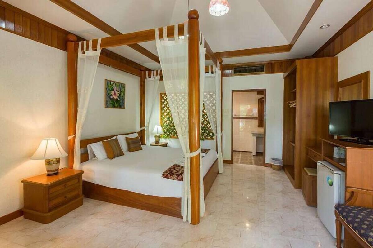 Bungalow Deluxe | 1 camera, una cassaforte in camera, una scrivania, Wi-Fi gratuito