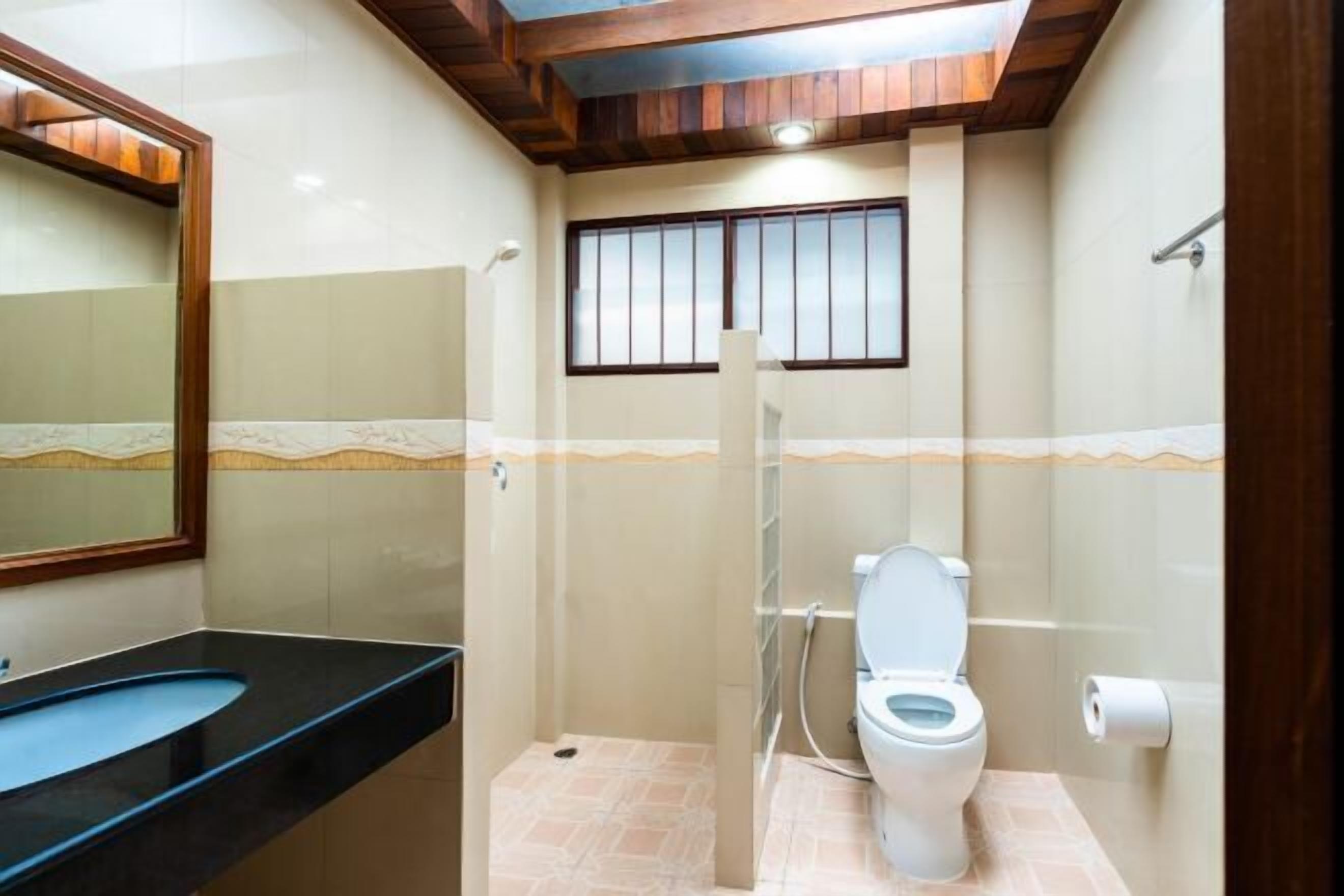 تجهيزات دش، مناشف، صابون، شامبو