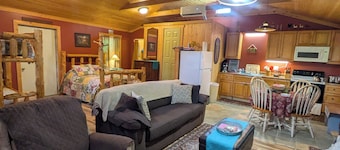 Fern Creek Cabins @ New River Gorge Randonnée en eaux vives Hot Tub Nouvellement rénové