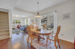 Interior - The Fairy Tern, PRIVATE/ONE-OF-A-KIND 4bd/3bth on Tybee's North End (Tybee Island)