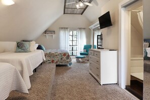 4 bedrooms, desk, iron/ironing board, travel cot