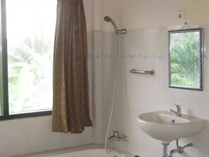 Shower - Purnama Di Bisma (Ubud)