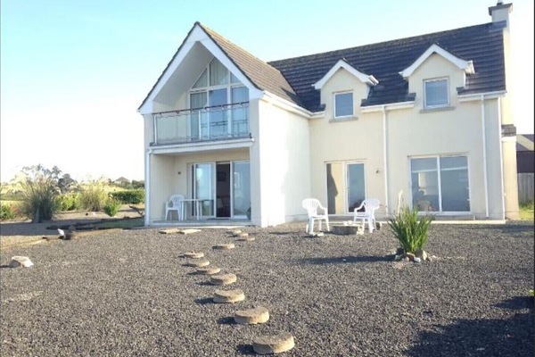 Pleasant View Holiday Home