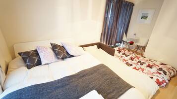 1 bedroom, iron/ironing board, free WiFi