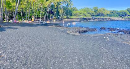 One bedroom in United States of America, Pahala