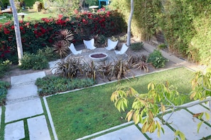 Sun deck. View of backyard.