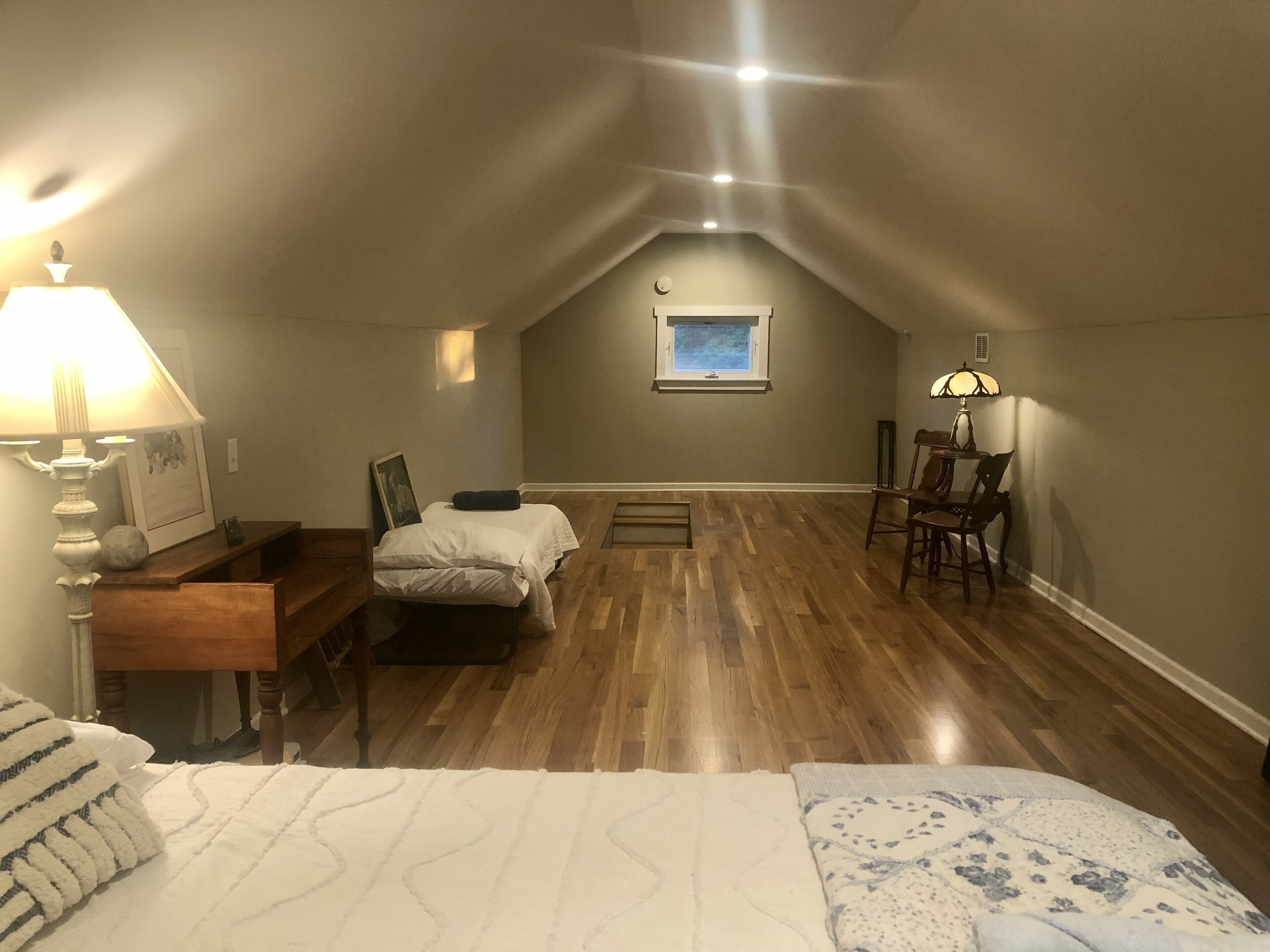 4 habitaciones, wifi gratis, ropa de cama y acceso para silla de ruedas 