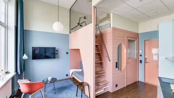 Yksilöllisesti sisustettu, yksilöllisesti kalustettu, ilmainen Wi-Fi