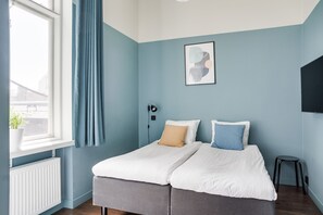 Large Studio, 2 Twin Beds | 1 間臥室、獨特裝潢、布置獨特、免費無線上網