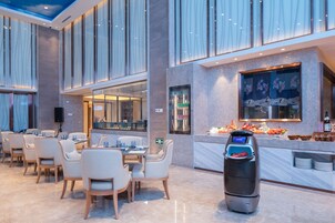 Desayuno buffet diario (CNY 98 por persona)