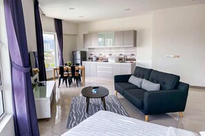 Living area - The Octagon Ipoh by Plush (Ipoh)