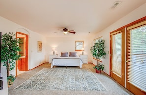 3 bedrooms, iron/ironing board, travel cot, WiFi