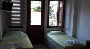 Free WiFi, bed sheets