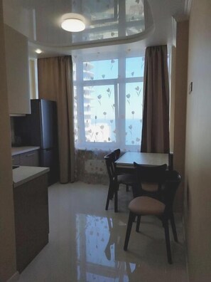 Apartment | In-room dining - Apartment Anna 32J-17 (Odesa)