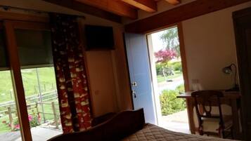 Superior Double Room, River View (Meschio) | View from room