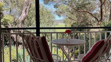 Superior Apartment, 1 King Bed, Jetted Tub, Valley View | View from room