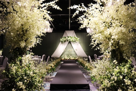 Indoor wedding