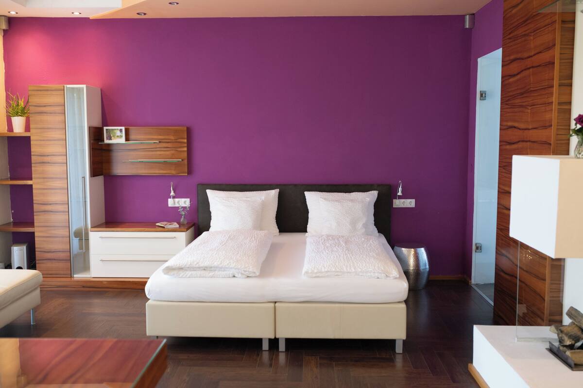 Ropa de cama hipoalergénica y cortinas blackout 
