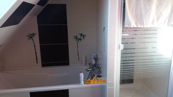 Hair dryer, towels