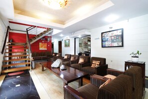 ล็อบบี้เลานจ์