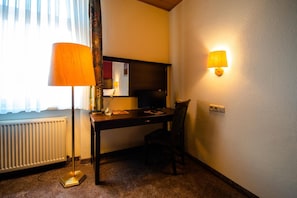 Hypo-allergenic bedding, desk, rollaway beds, free WiFi