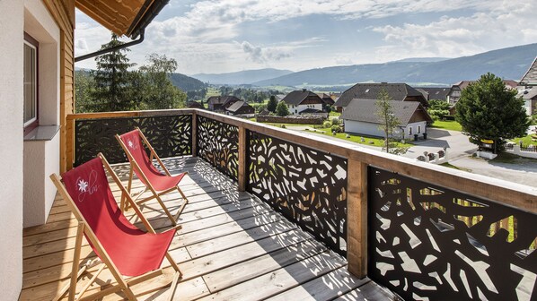 Apartment, 4 Bedrooms | Terrace/patio