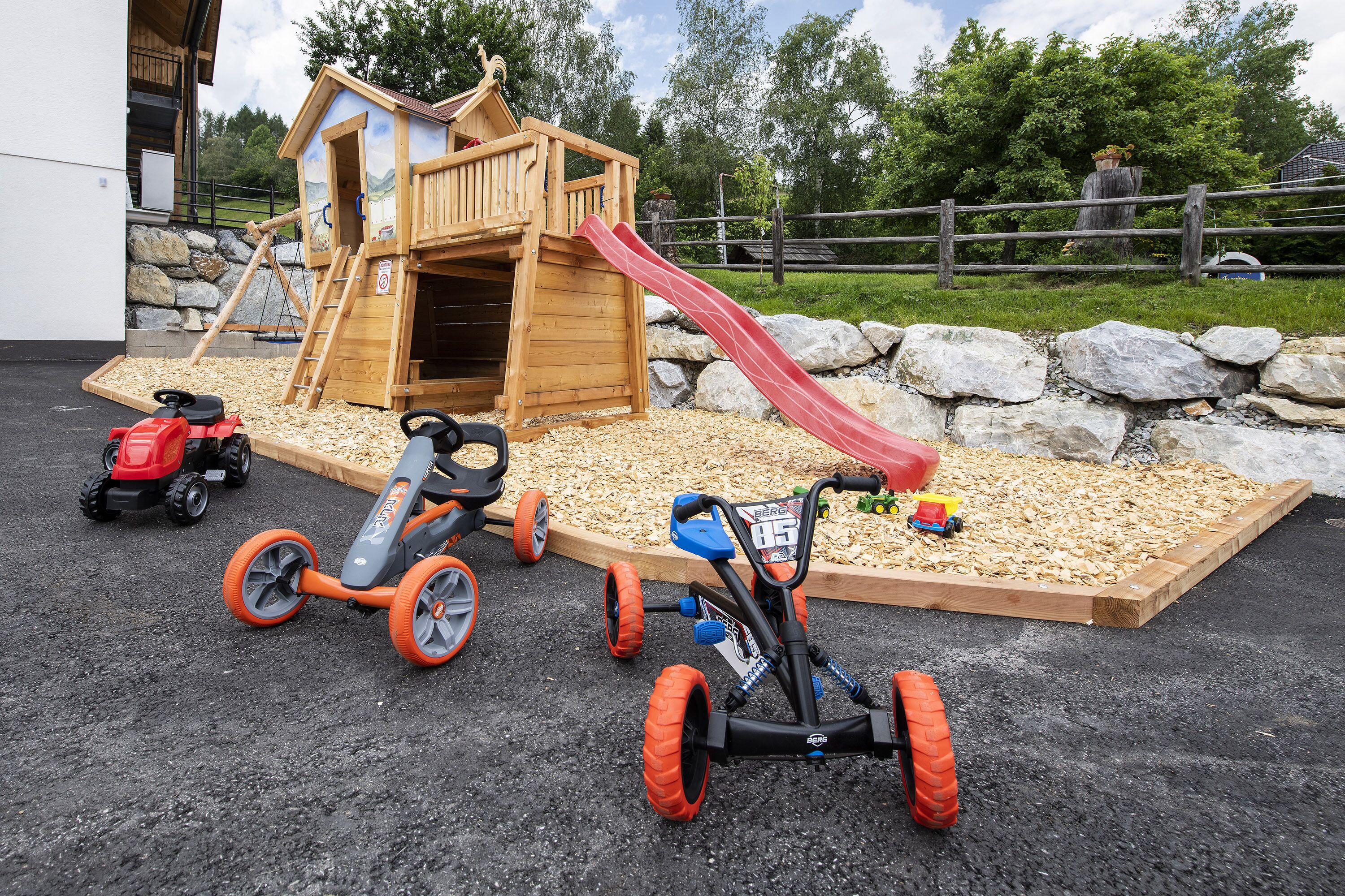 Área de juegos infantiles al aire libre