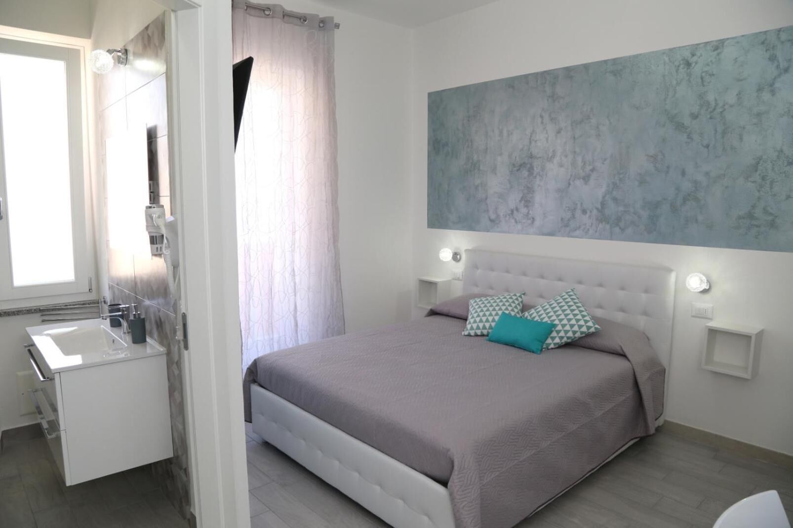 1 dormitorio, escritorio, wifi gratis y ropa de cama