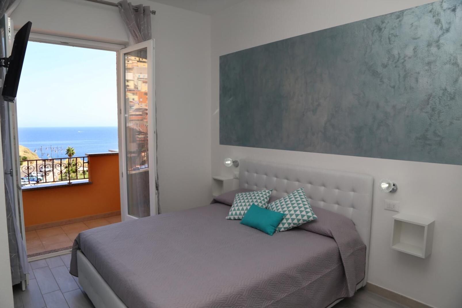 1 dormitorio, escritorio, wifi gratis y ropa de cama