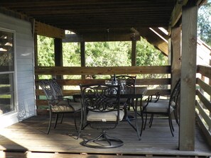 Outdoor dining - Fish, Swim, Boat, Kayak, Snorkel, Bike, Hike,  Dolphin Watch and Island Hopping. (St James City)