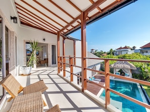 Family Villa (7 Bedrooms) | Balcony view