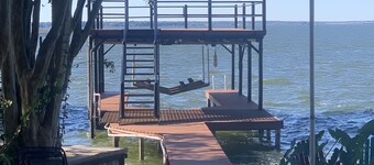 Indoor / Outdoor Divertente al suo meglio sul lago
