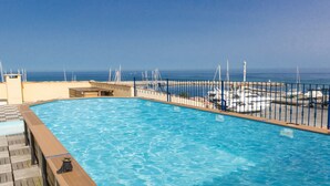 Rooftop pool - Résidence Les Voiles Blanches (Sari-Solenzara)