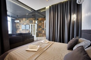 1 chambre, fer et planche à repasser, Wi-Fi, draps fournis