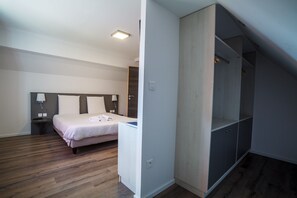 Superior Suite | Individually decorated, individually furnished, desk, blackout drapes - Hotel Restaurant Kuentz (Wittersdorf)