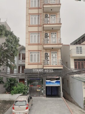 ลานระเบียง/นอกชาน