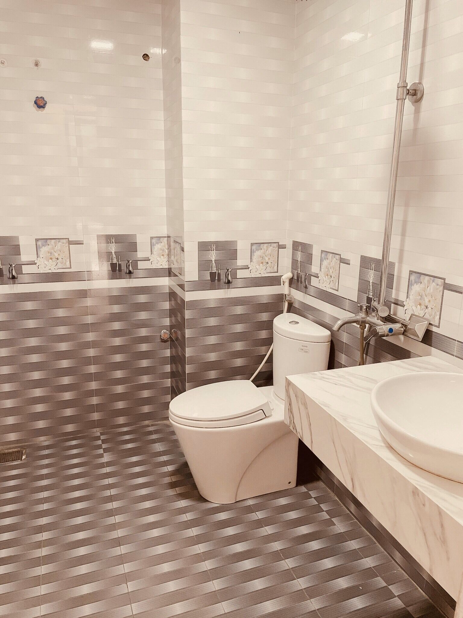 Dobbelt- eller tomannsrom – superior | Bad | Dusj, toalettartikler (inkludert), tøfler og bidé