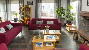 Sala de estar en el lobby