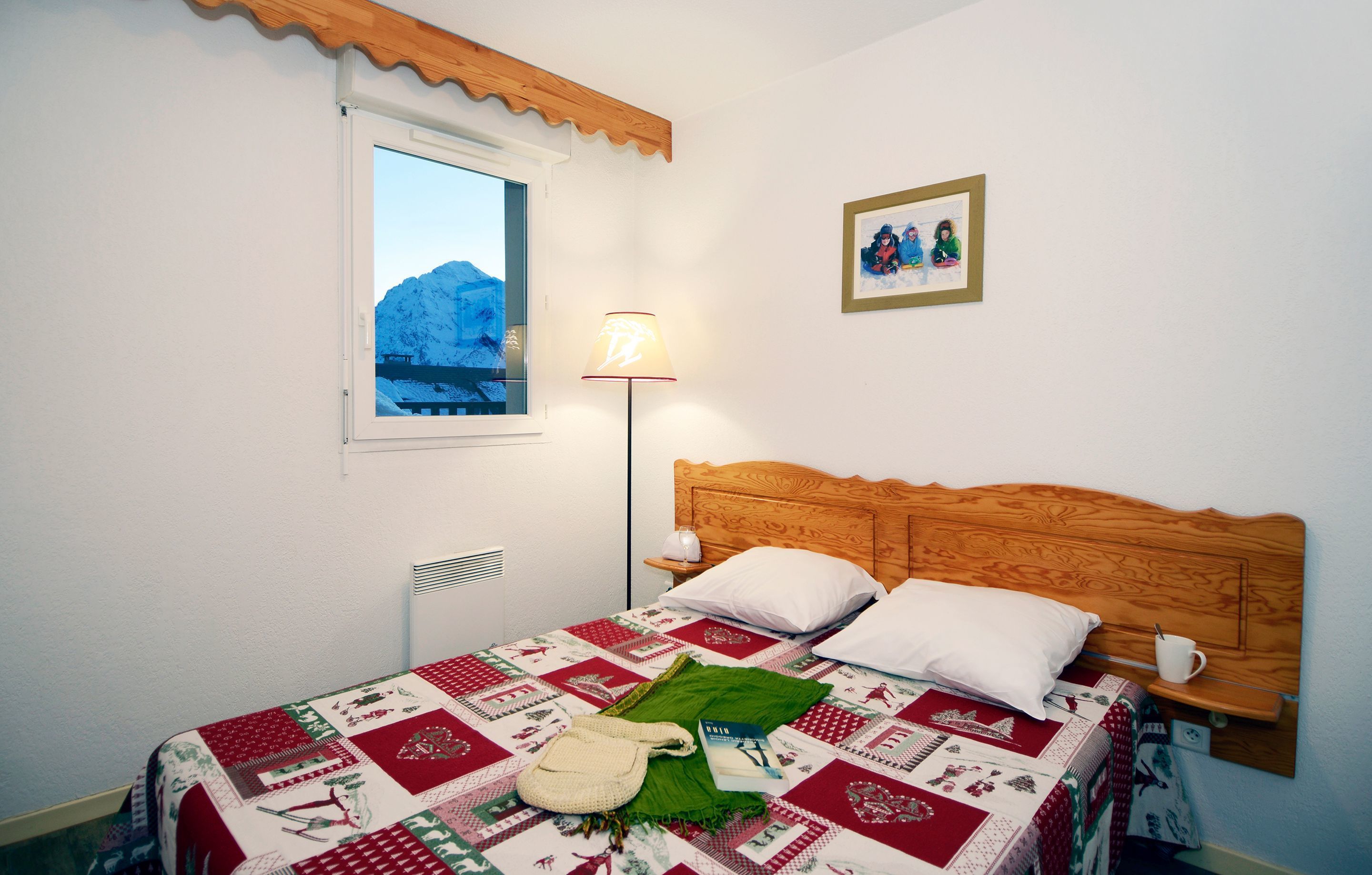 Soundproofing, cots/infant beds, WiFi, bed sheets
