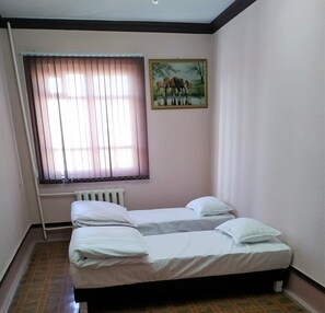 Standard Twin Room | Premium bedding, down duvets, individually furnished, desk