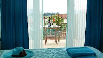 Family Apartment, Sea View (Breeze) | Water view