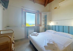 Insonorización, tabla de planchar con plancha y wifi gratis 