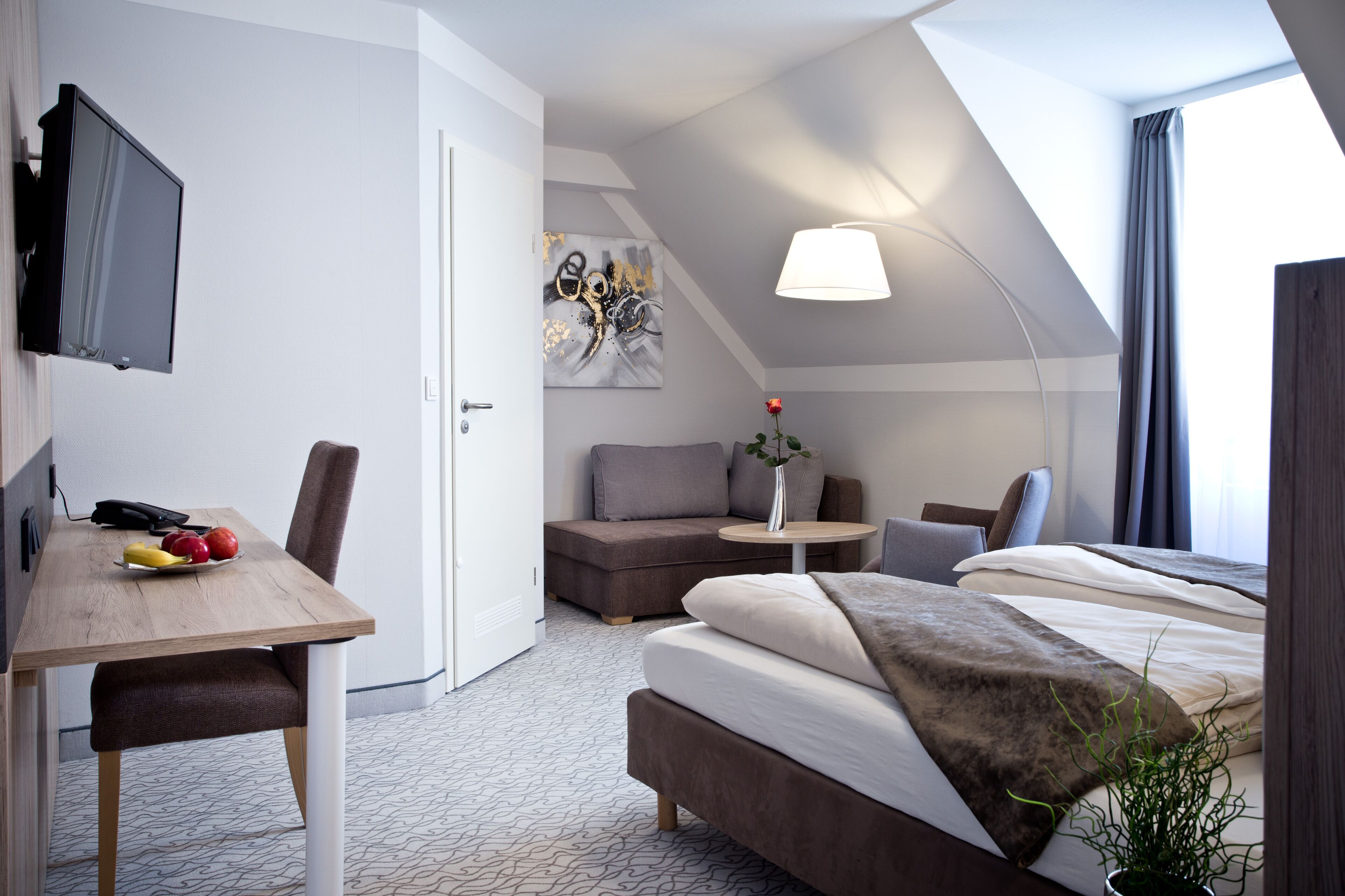 double room | desk, cots/infant beds, free wifi, bed sheets